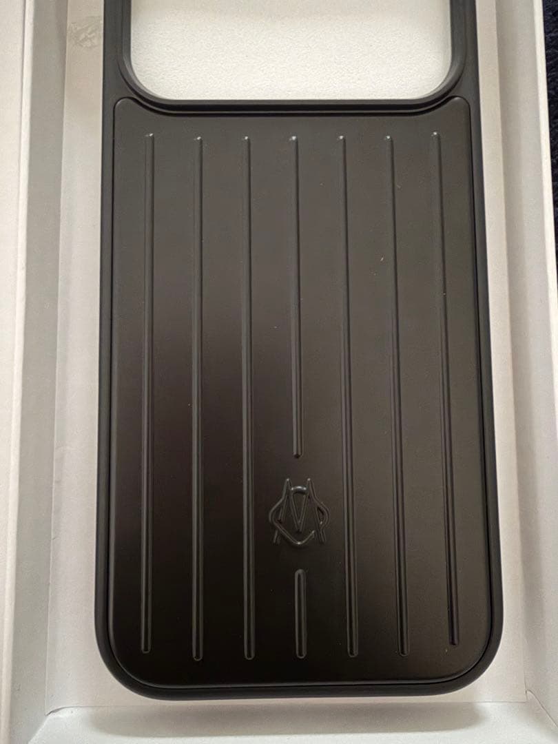 新品未使用　RIMOWA iPhone 17 Promax MagSafe対応