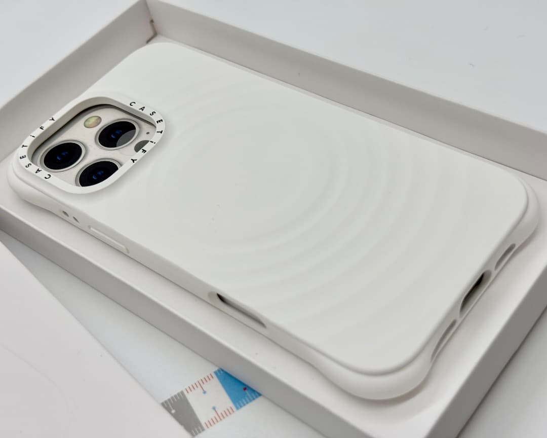 CASETiFY ウェーブ シリコン iPhone 16 Pro Max ケース