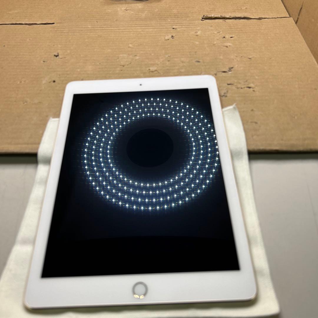 Apple iPad Air 2 Wi-Fi 64GB ゴールド