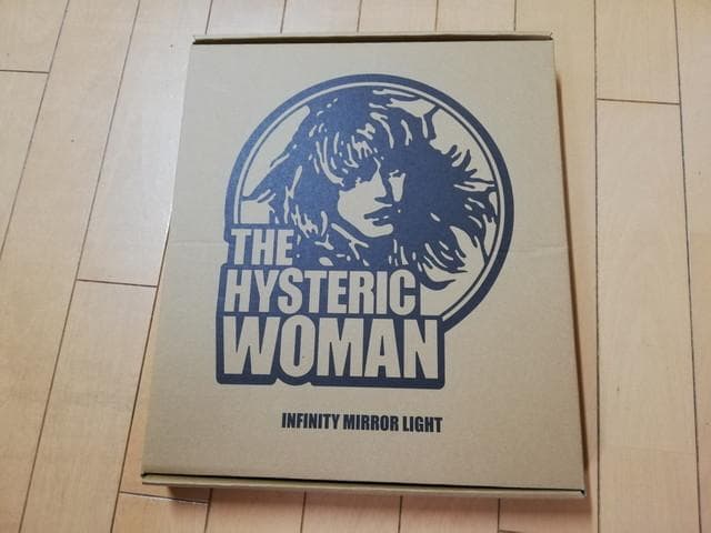 ヒステリックグラマーの最新ノベルティーウーマンMIRROR　LIGHT★未使用