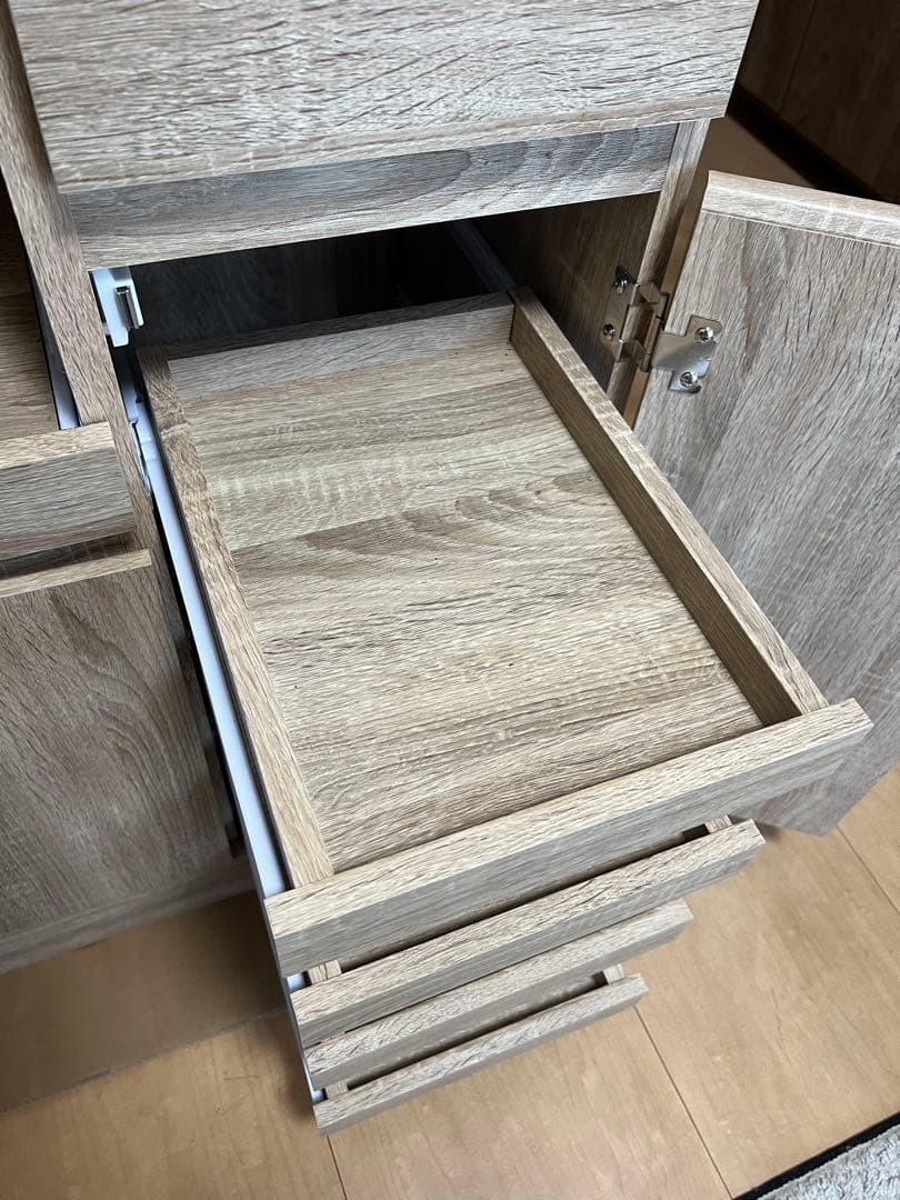 【最終値下げ】LOWYA 食器棚