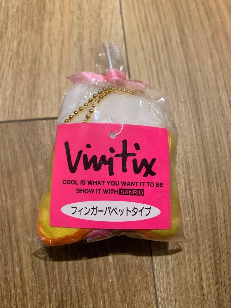 Vivitix ハローキティマスコット1999年タグ付き　未開封新品　平成レトロ