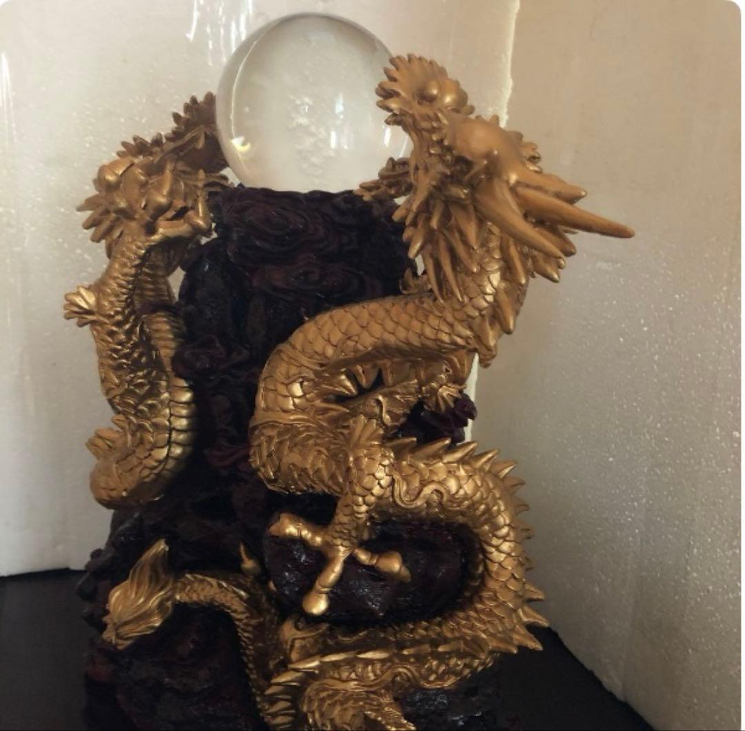 五本指龍の置物　小さい水晶　別つけます　縁起物　ドラゴン　大型　パワーストーン