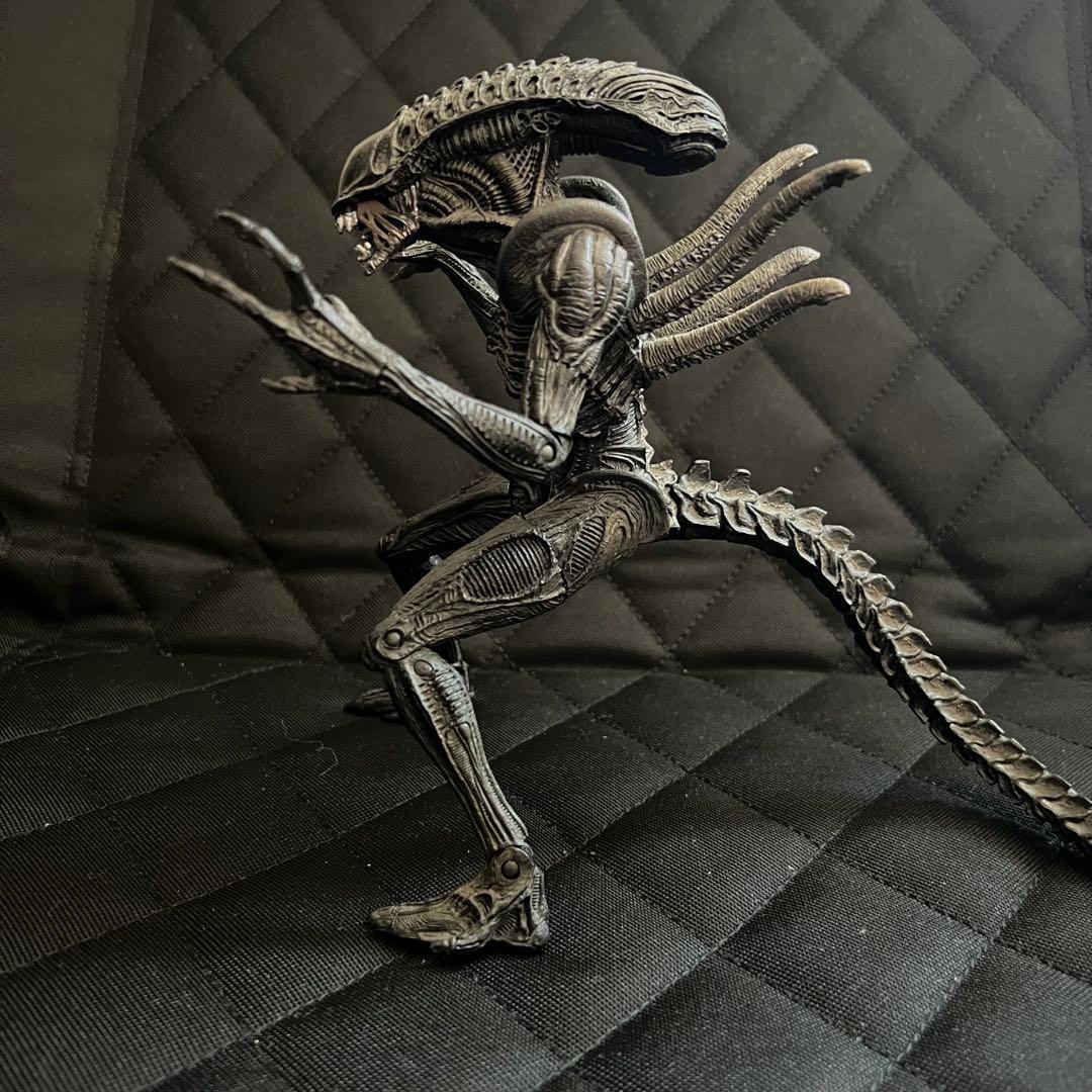 NECA AVPR エイリアンウォーリア フィギュア