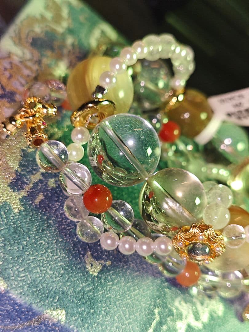 遊金魚と蝶の幻想 天然石ハンドメイドブレスレット 一点もの 特別作品