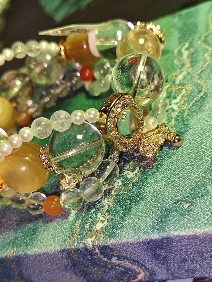 遊金魚と蝶の幻想 天然石ハンドメイドブレスレット 一点もの 特別作品