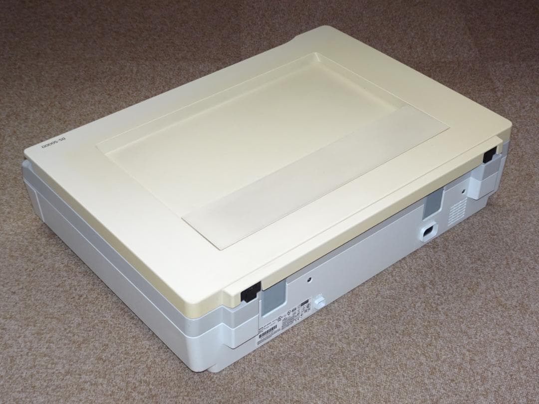 EPSON　DS-50000　A3フラットベッドスキャナ カウンタ8枚