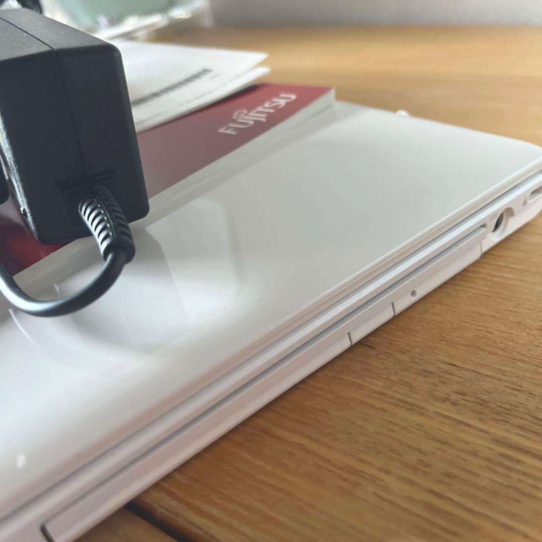 【送料込】富士通 LIFEBOOK AH77/M Core i7 ノートパソコン