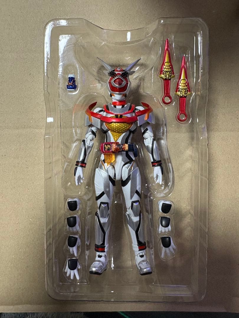 【セット】S.H.Figuarts 仮面ライダージャンヌ ＆ アギレラ