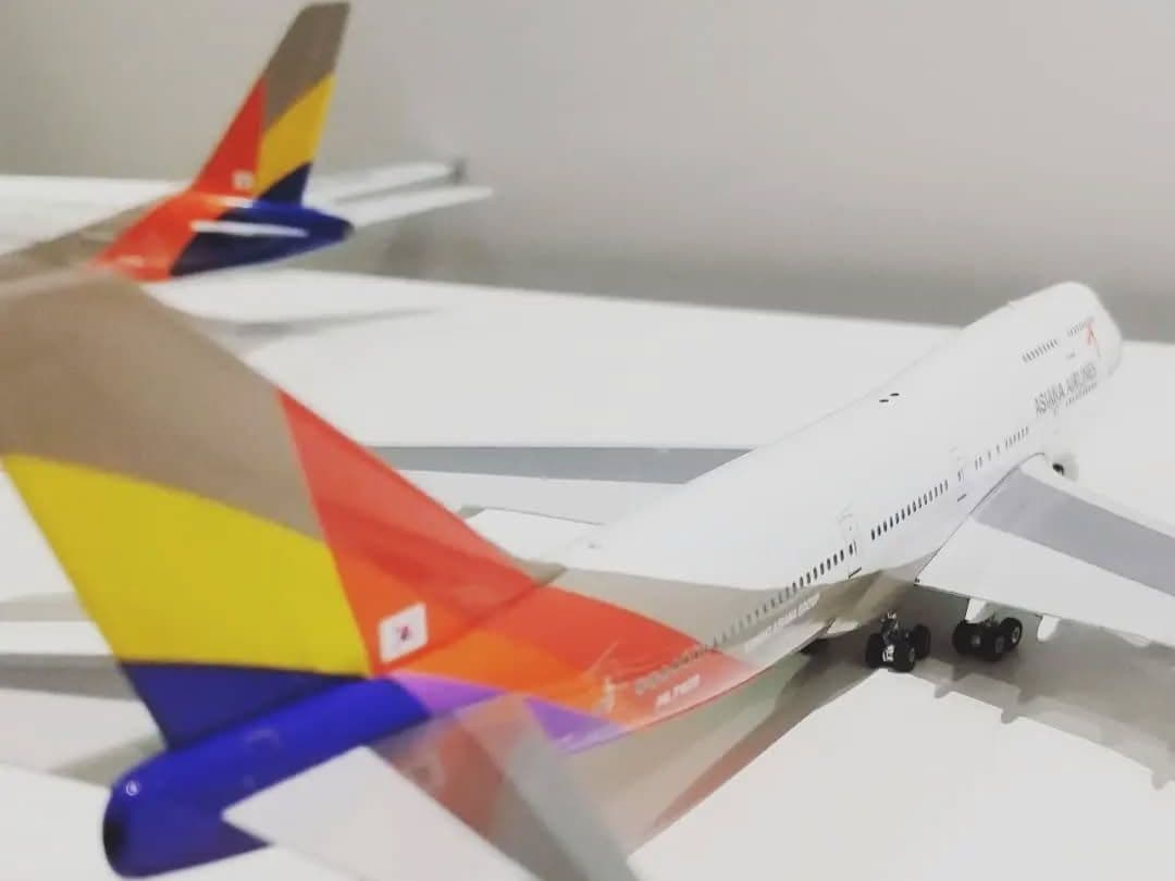 アシアナ航空　B 747-400 1/400