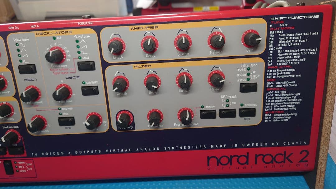 【自作スタンド付き】Clavia Nord Rack 2 　シンセサイザー