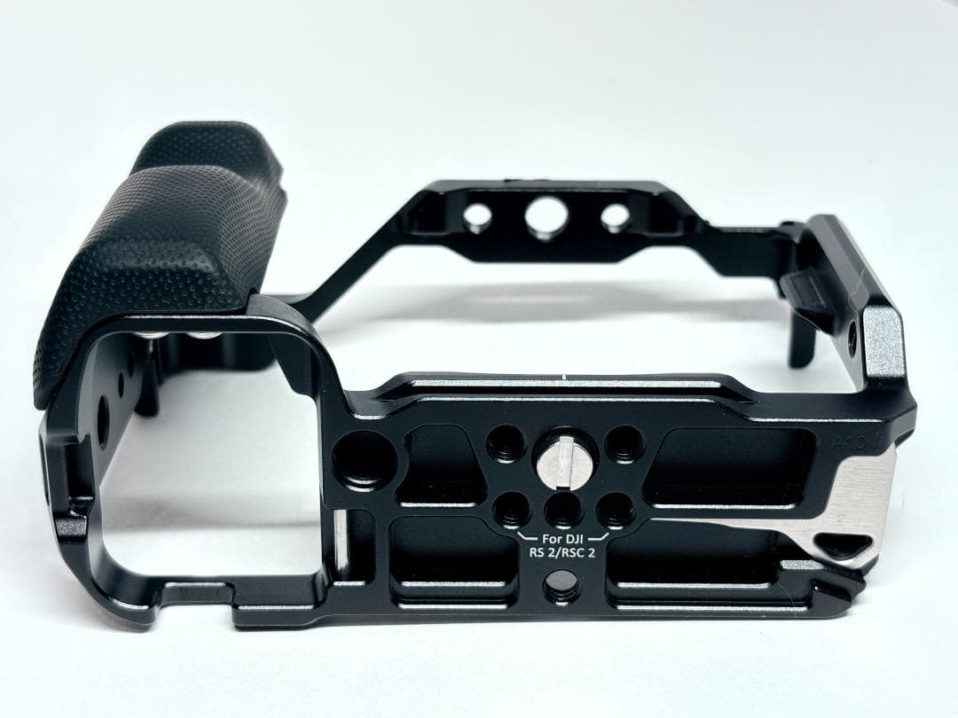 元箱付き SmallRig カメラケージ 4257 ZV-E1用