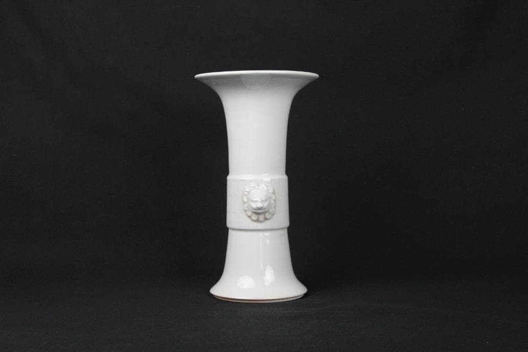 中国 徳化窯 時代 唐物 尊式 花瓶 大壺　白磁　獅子 約26cm NX23-6