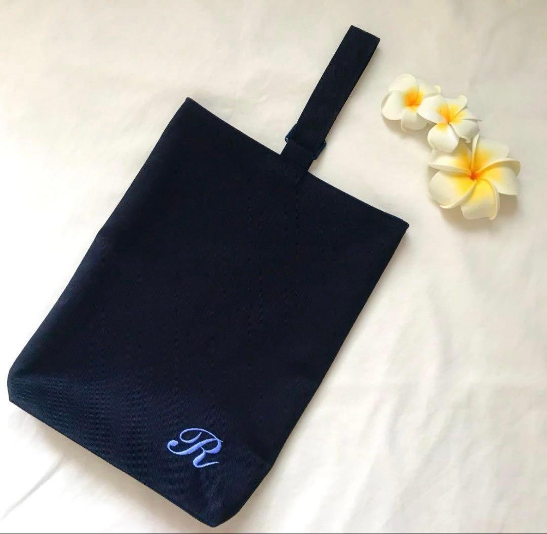 ☆ピサ様☆手提げカバン　靴入れ　体操服袋　濃紺無地　小花　イニシャル　オーダー