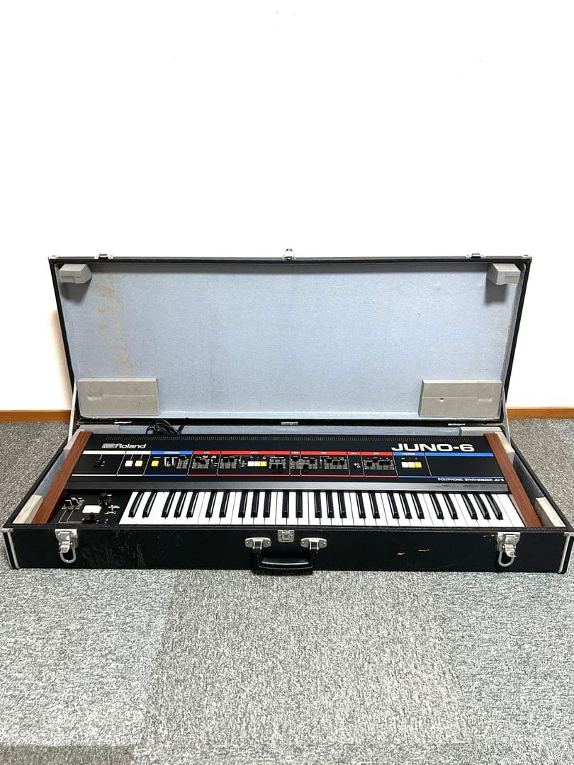 希少 roland juno-6 シンセサイザー ハードケース付き 動作確認済み