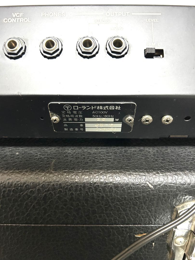 希少 roland juno-6 シンセサイザー ハードケース付き 動作確認済み