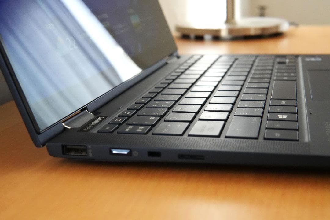 HP Dragonfly G2 11th i7 16G 512 LCD 交換済