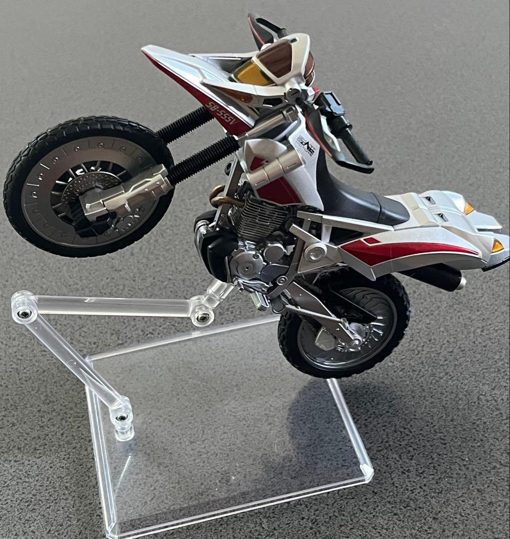 S.H.figuarts オートバジン(ビークルモード)