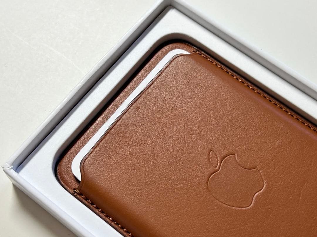 【美品】純正 MagSafe対応 iPhoneレザーウォレット・サドルブラウン③