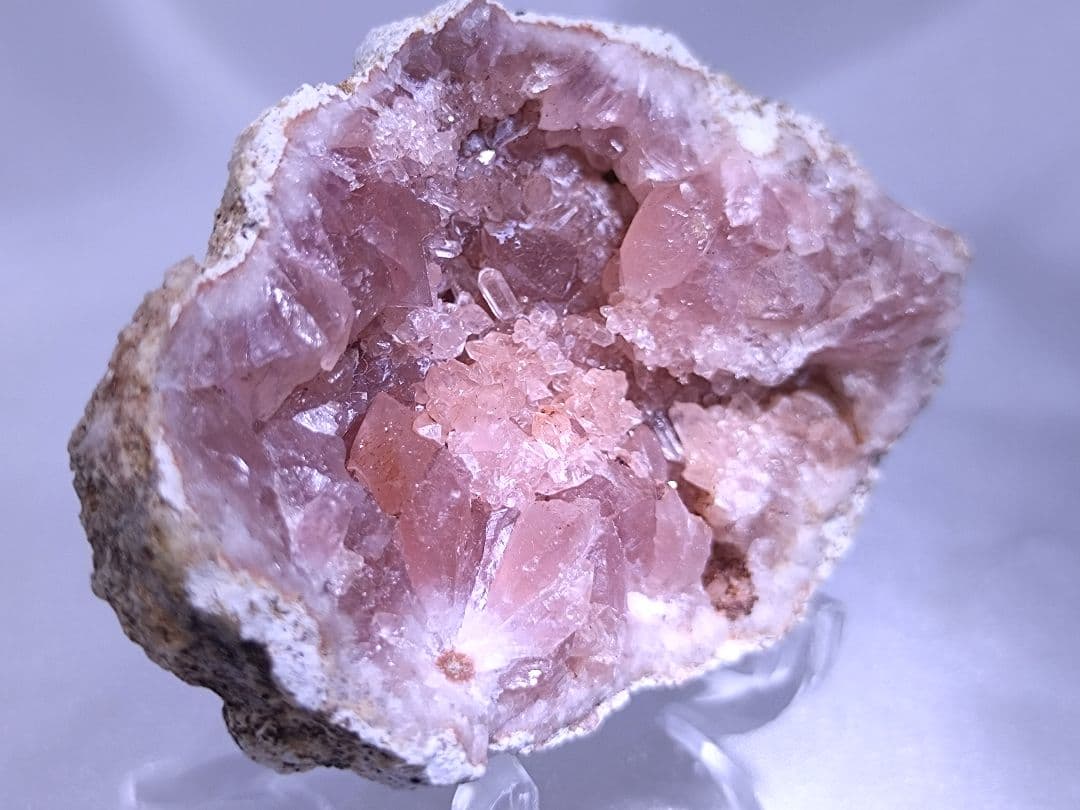 高品質　アルゼンチン産　パタゴニア　ピンクアメジスト　ジオード　キラキラ　③