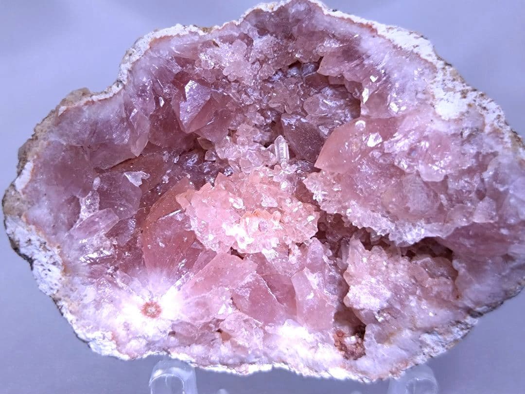 高品質　アルゼンチン産　パタゴニア　ピンクアメジスト　ジオード　キラキラ　③