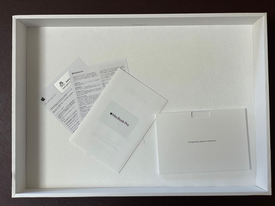 最強スペックMacBookPro16 i9/32GB/ SSD 2TB Win可