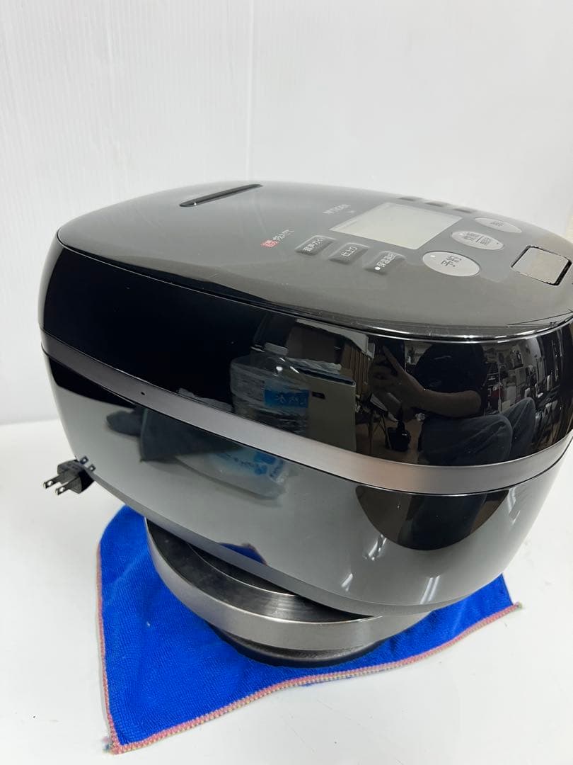 TIGER ー 炊飯器 JPH-A100 IH炊飯ジャー 1.0L 5.5合
