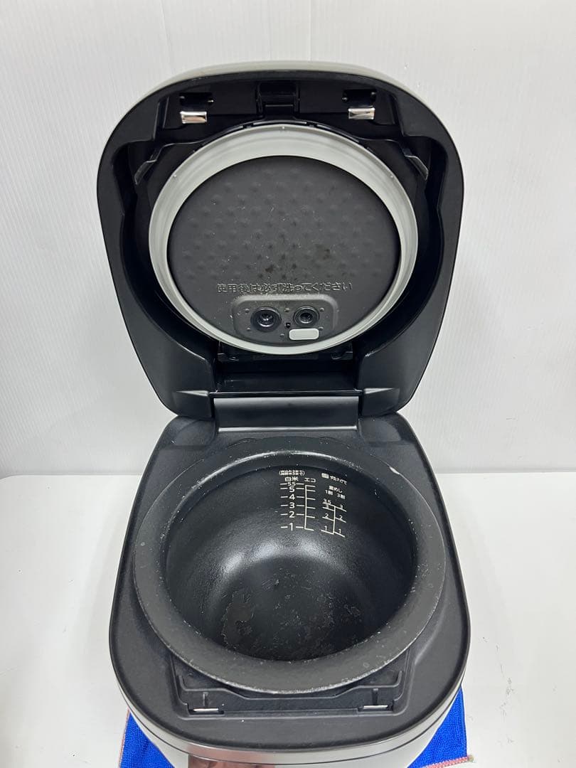 TIGER ー 炊飯器 JPH-A100 IH炊飯ジャー 1.0L 5.5合