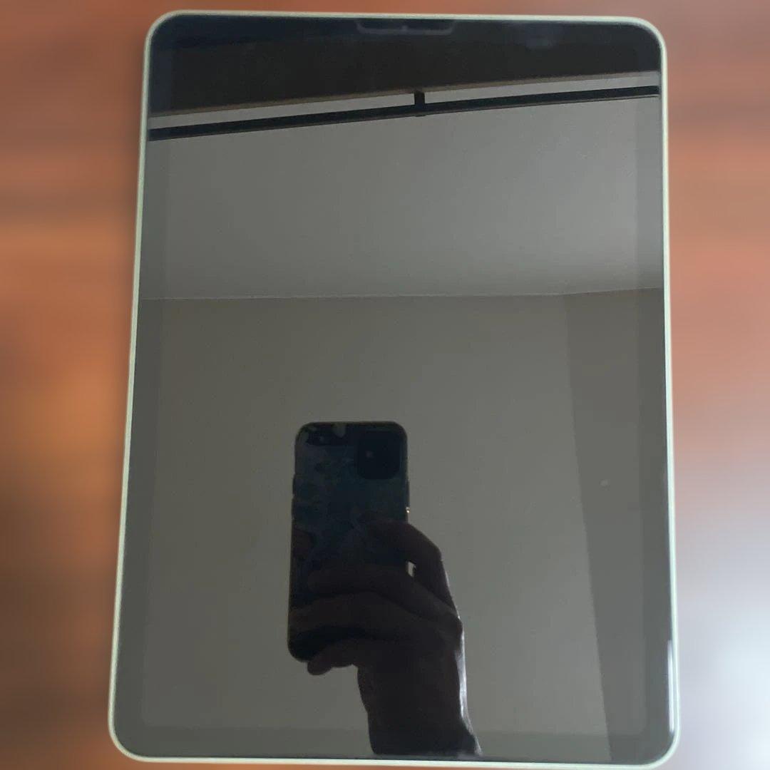 C*a様 美品 Apple iPad air 第4世代　グリーン