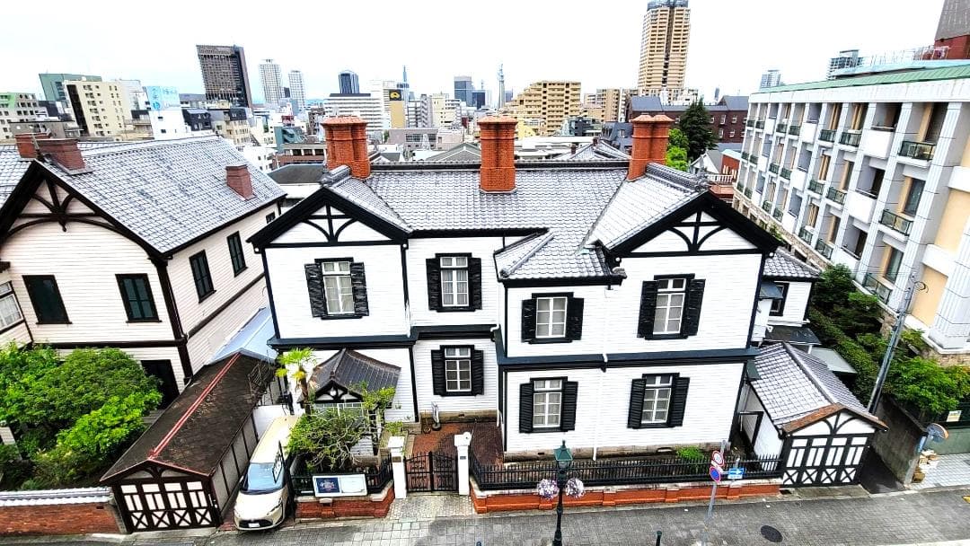 昭和レトロ洋館「ショウエケ邸」　着色模型