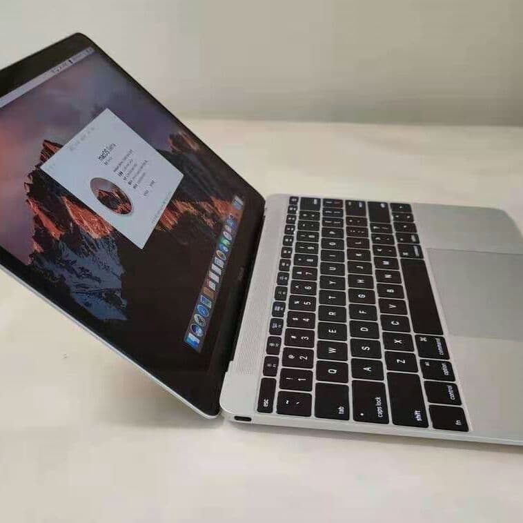 MacBook 12インチ 銀色 SSD 512GB/メモリ8GB