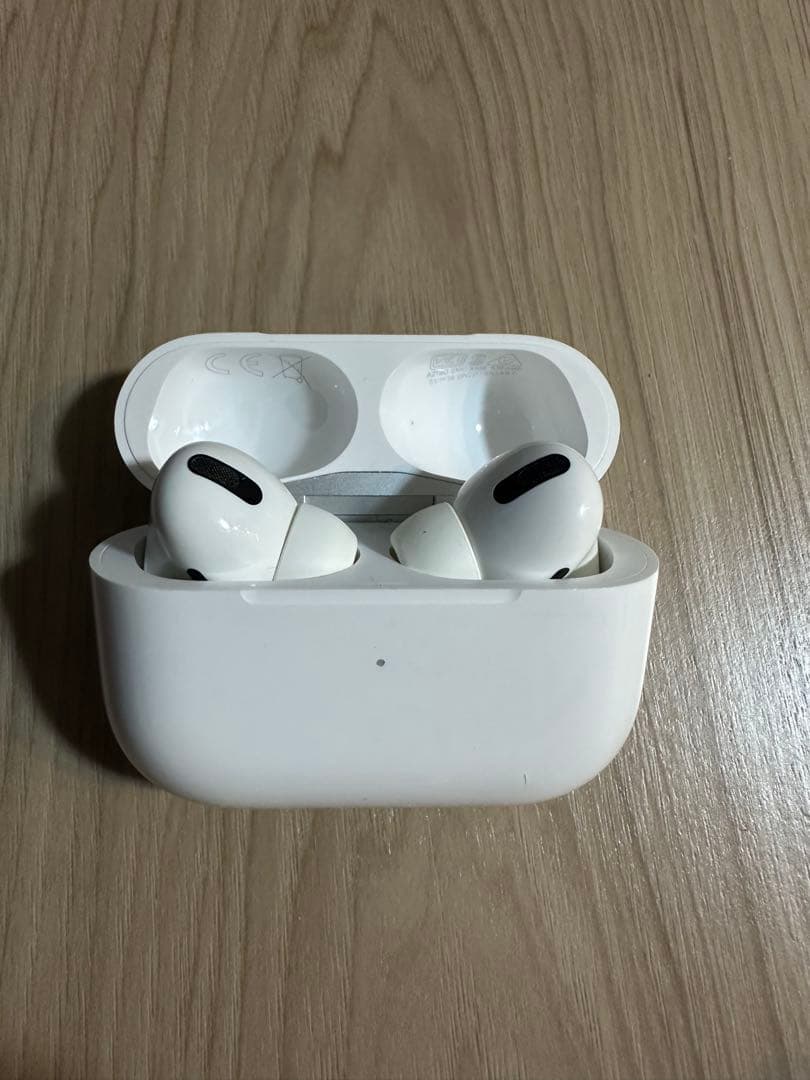 Apple AirPodspro 第1世代　本体 ケース付き