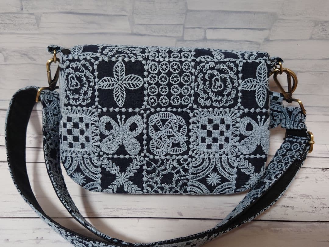 forest tile　navy ミナペルホネン カバーバッグ