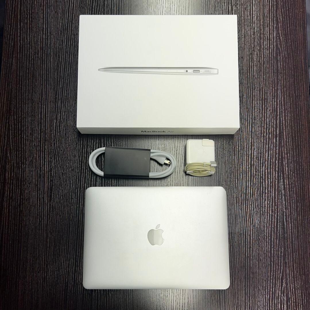 2014 i7 MacBookAir 13インチ　121GB