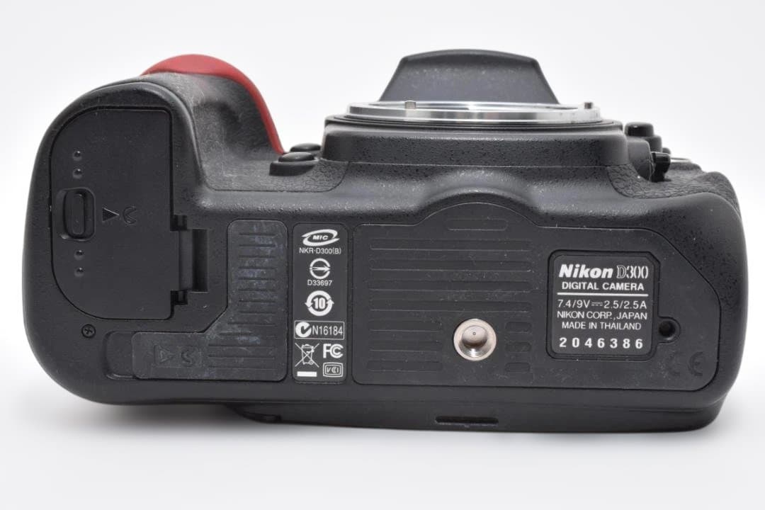 【極美品】Nikon D300 デジタル一眼レフカメラ 本体　＃1874