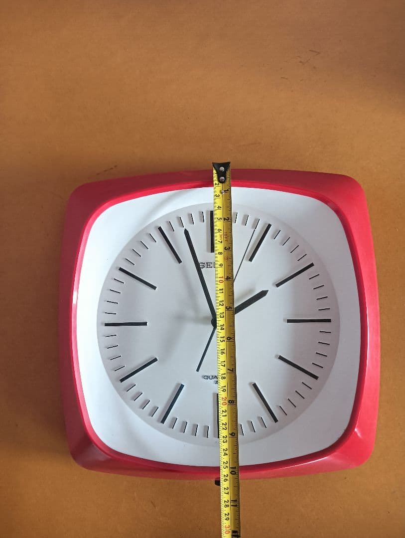 SEIKO 赤くてカワイイ掛時計 昭和レトロ　動作OK