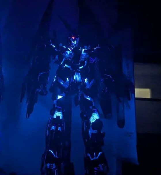 BANDAI PG ユニコーンガンダム　フェネクス