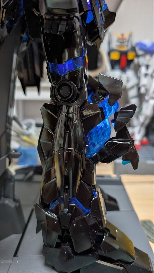 BANDAI PG ユニコーンガンダム　フェネクス