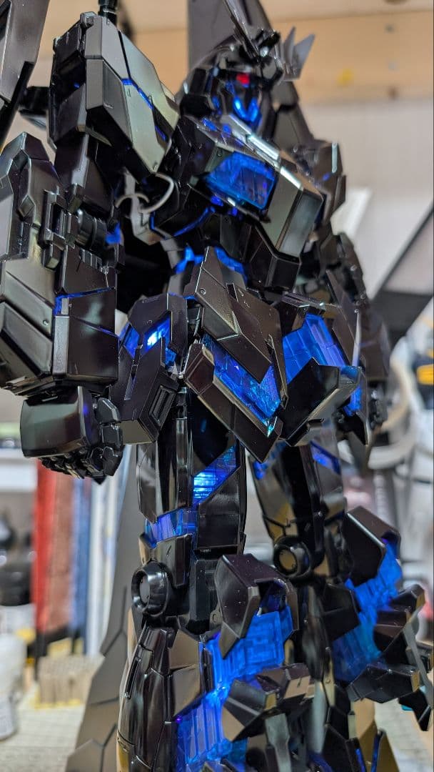 BANDAI PG ユニコーンガンダム　フェネクス