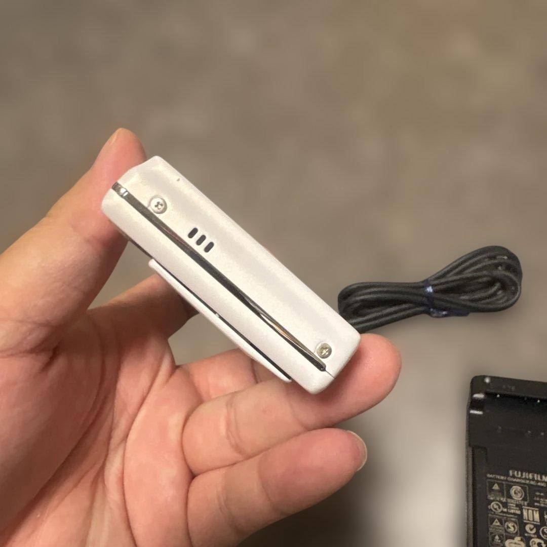 Fujifilm finepix z950EXR デジタルカメラ