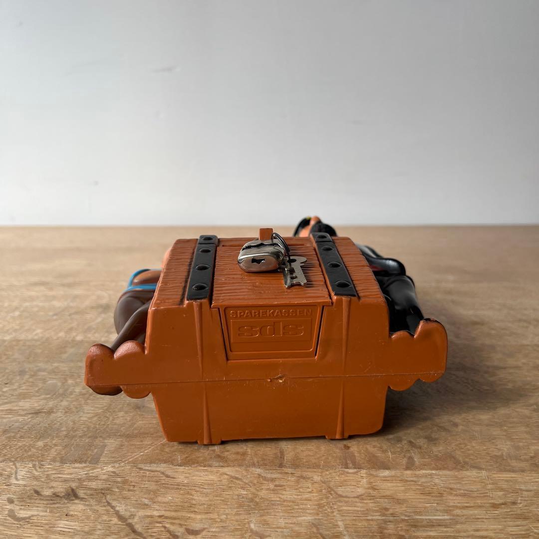 タンタン　の　貯金箱