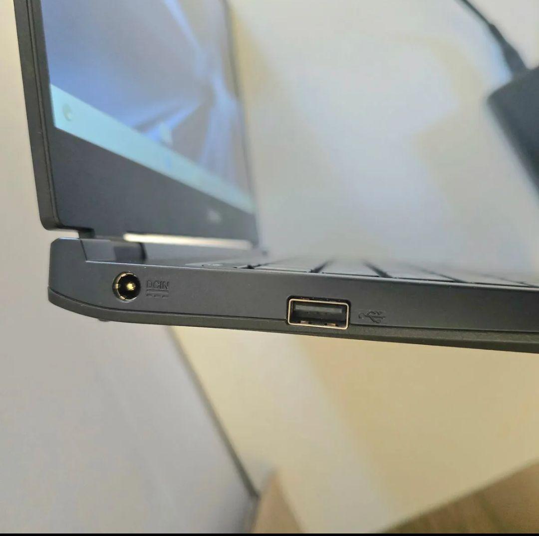 Endeavor　i7 16GB M.2SSD512GB　ノートパソコン