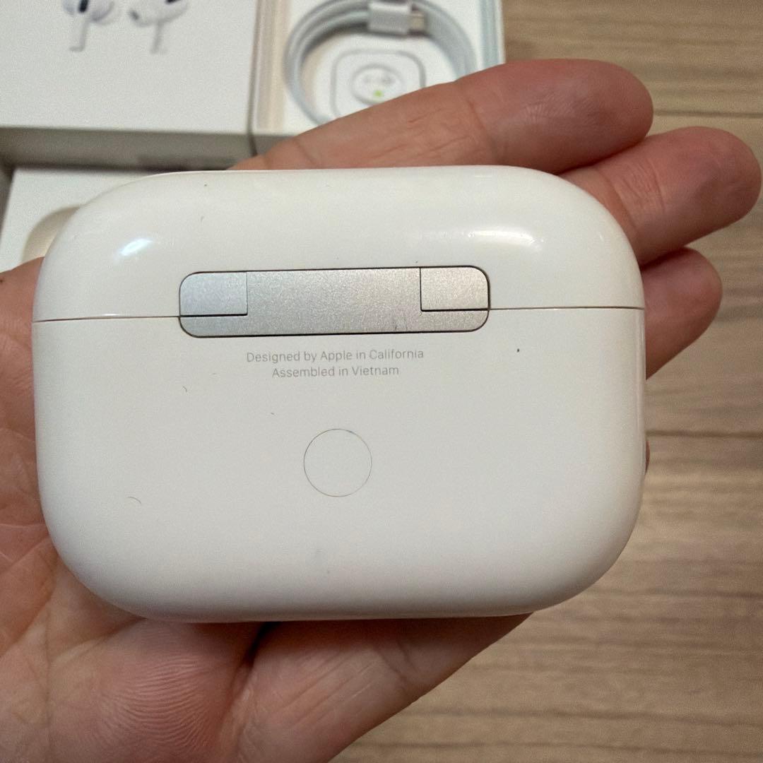 Apple AirPods Pro 本体　第1世代