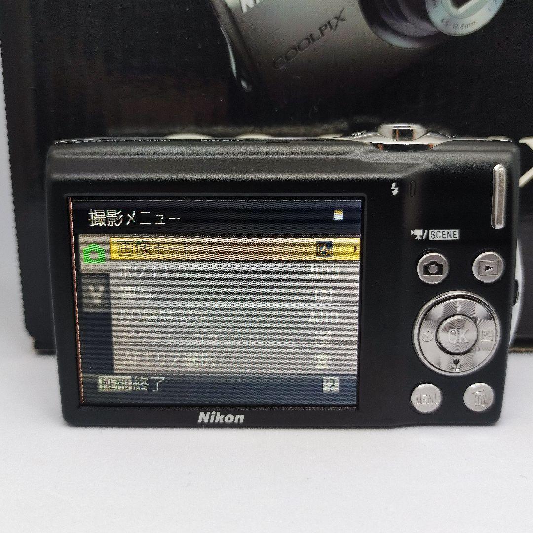 Nikon ニコン COOLPIX S3000 コンパクトカメラ デジタルカメラ