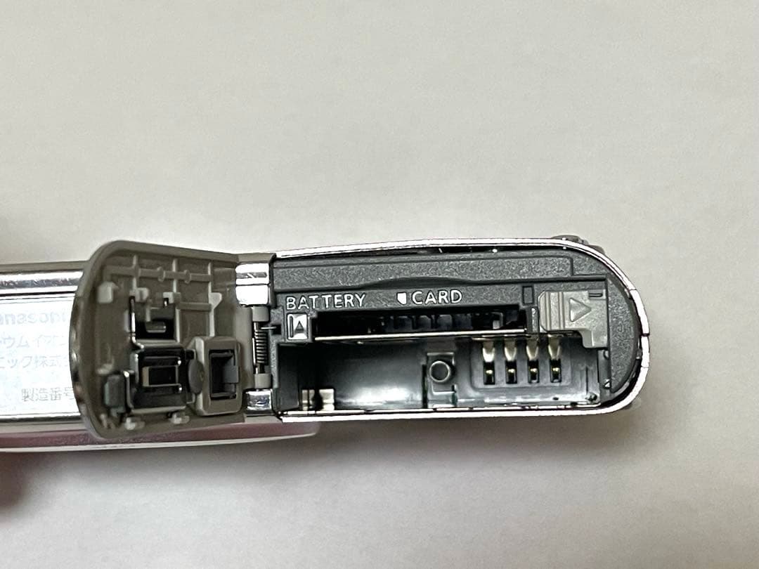 デジタルカメラ　LUMIX FX60 ジャンク