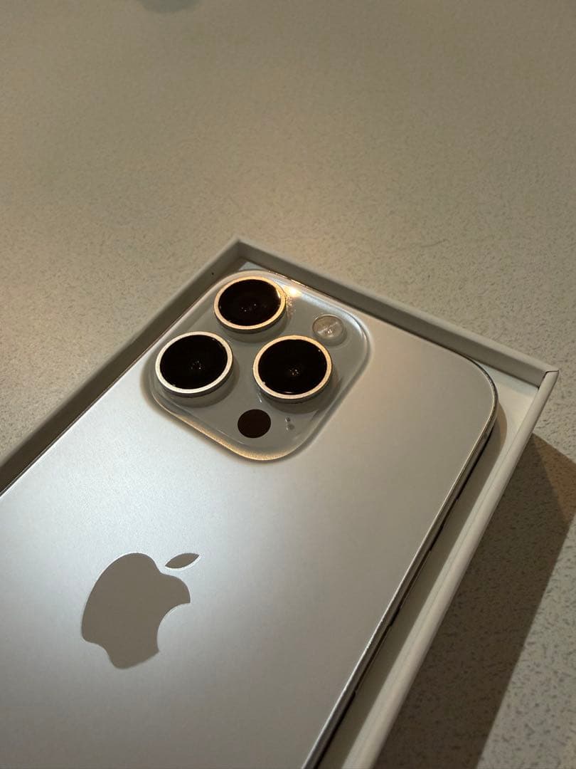 スマートフォン本体 iPhone 15 Pro 256G