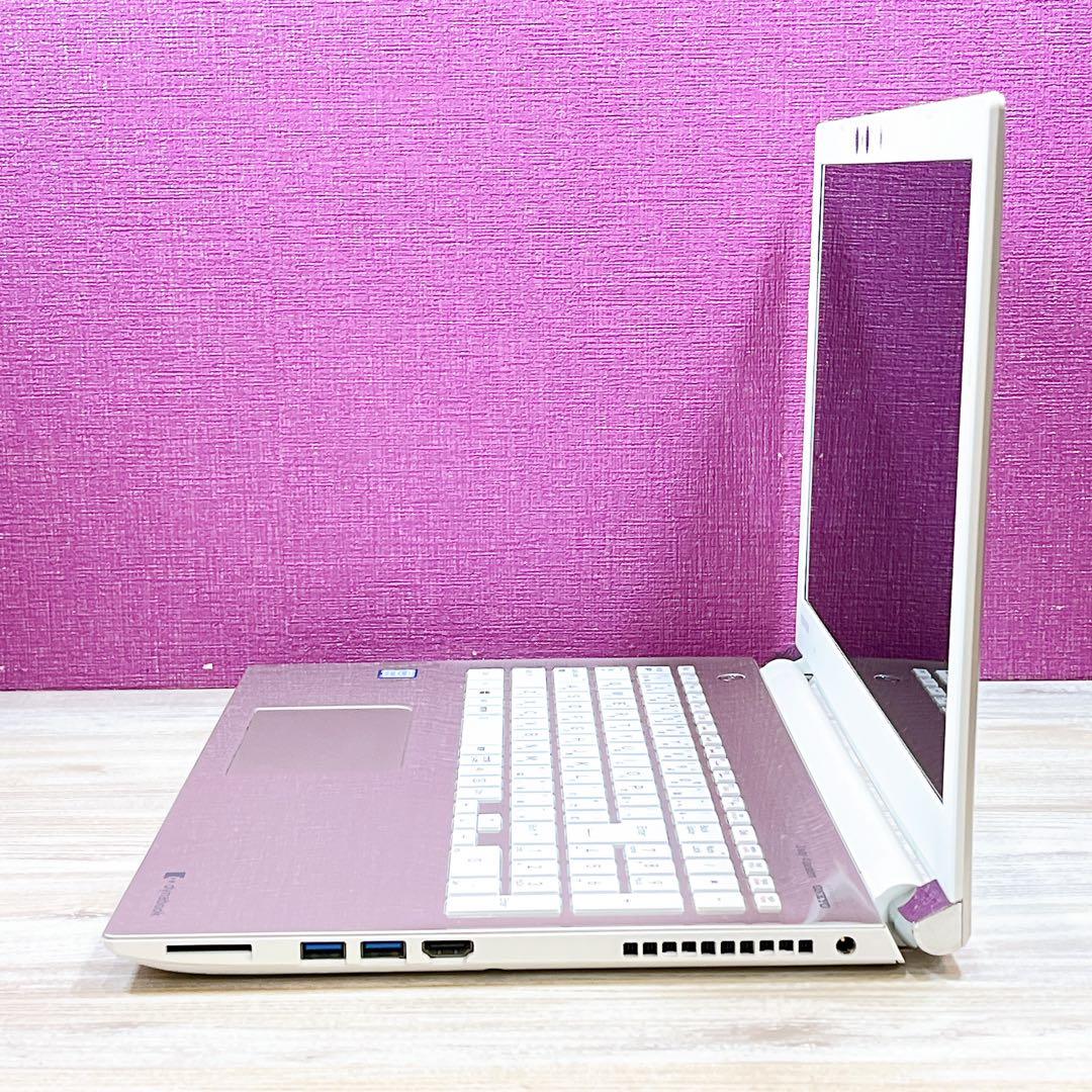 Windows11／第8世代 Core i7／メモリ8G／バッテリー良好／高性能