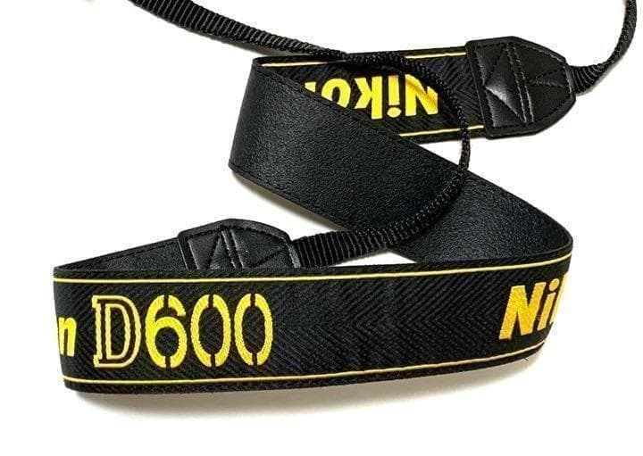 ◎撮影数9250回以下☆Nikon D600ボディ　FX機ショット数少なめ美品