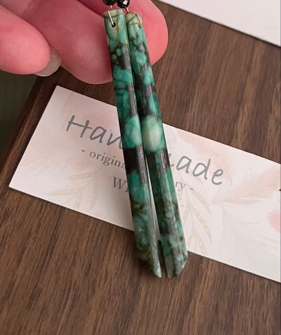 一点物 かっこいいクリソコラスリムロングのピアスチャーム