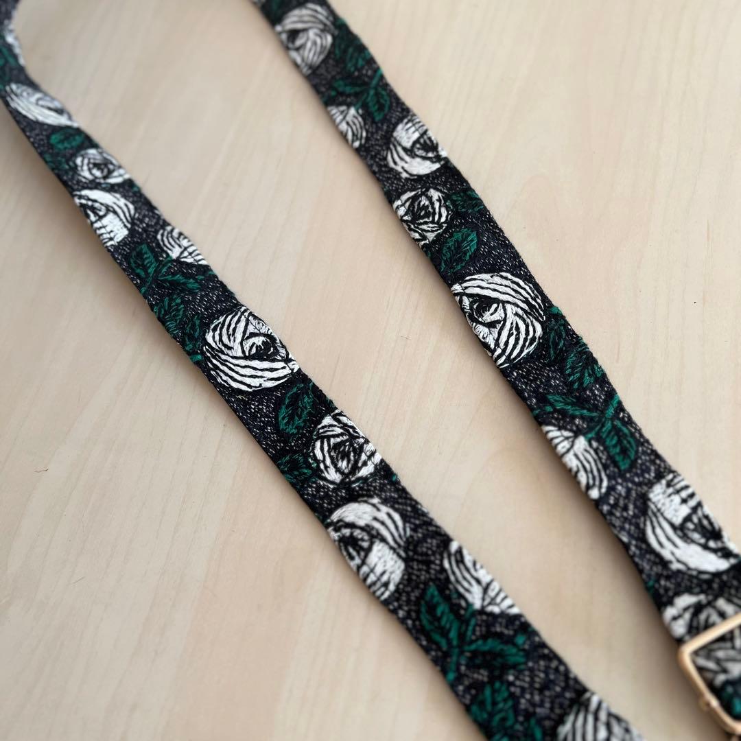 ミナペルホネンの&本革　rosy ストラップ／ショルダーベルトSS512-172